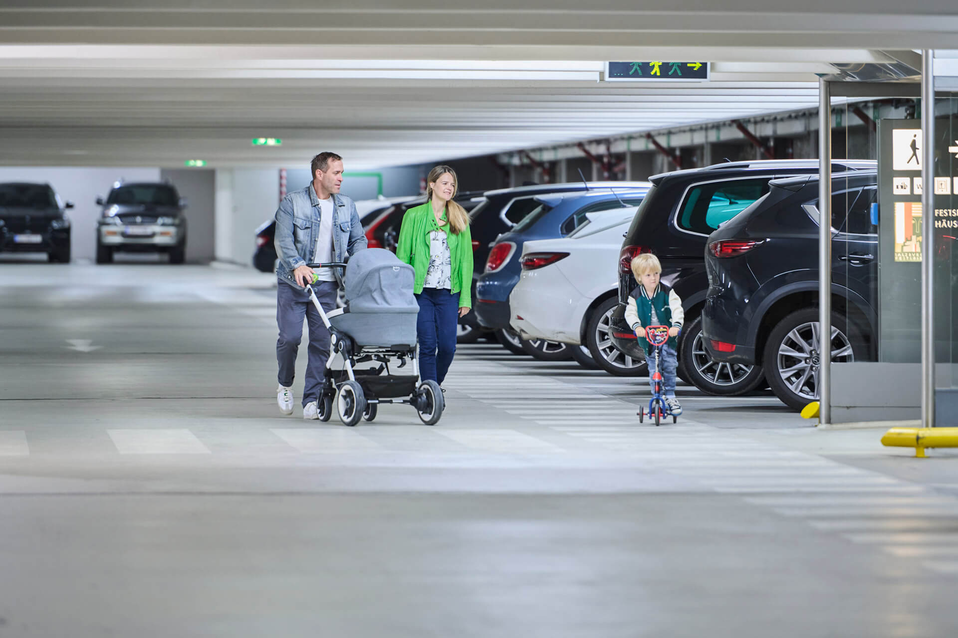 Kodtenlos Parken Salzburg Nähe Flughafen www.altstadtgarage.at